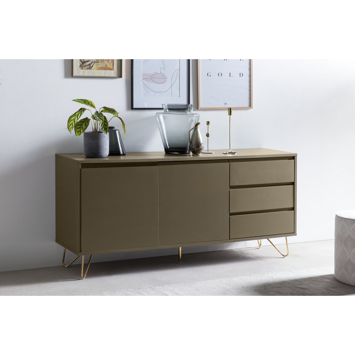 Dressoir met 2 deuren en 3 lades