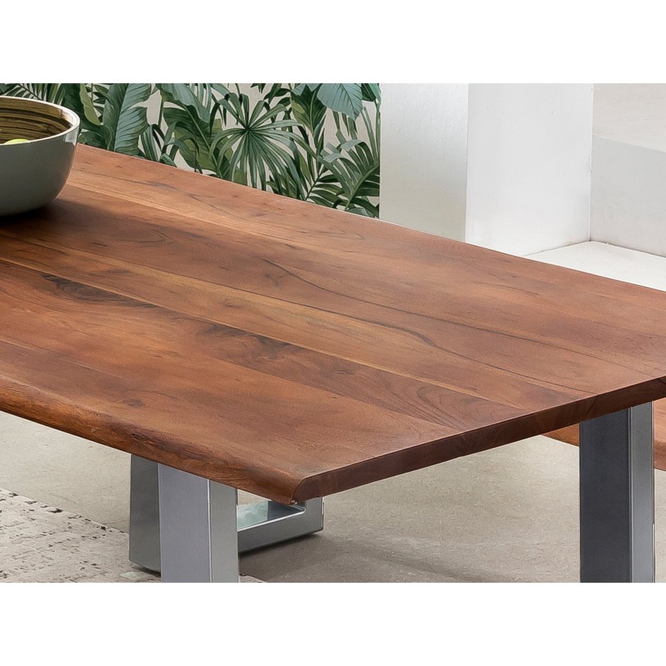 Tafel 160 x 85 cm met boomrand zoals gegroeid