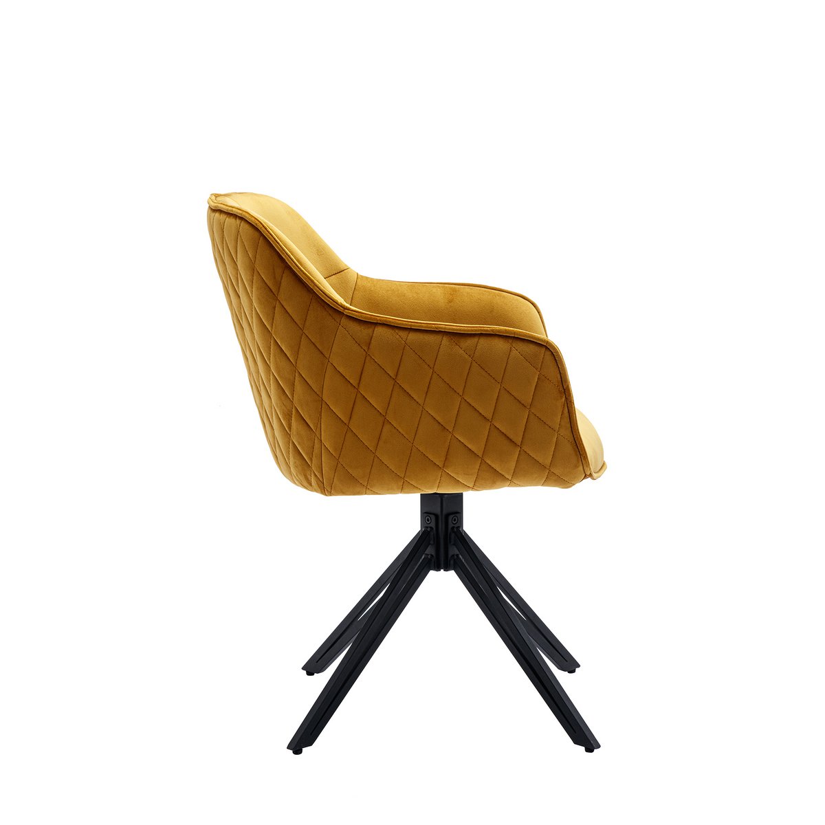 Fauteuil met gele honingraatquilt