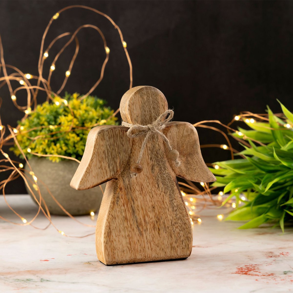 Decof Figuur Angel Wooden Figuur 15x13cm Master Box 36 stuks Lucky Angel Christmas Decoration Mango Wood