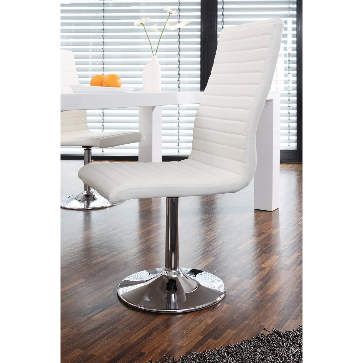 Set van 4 eetkamerstoelen in wit kunstleer look