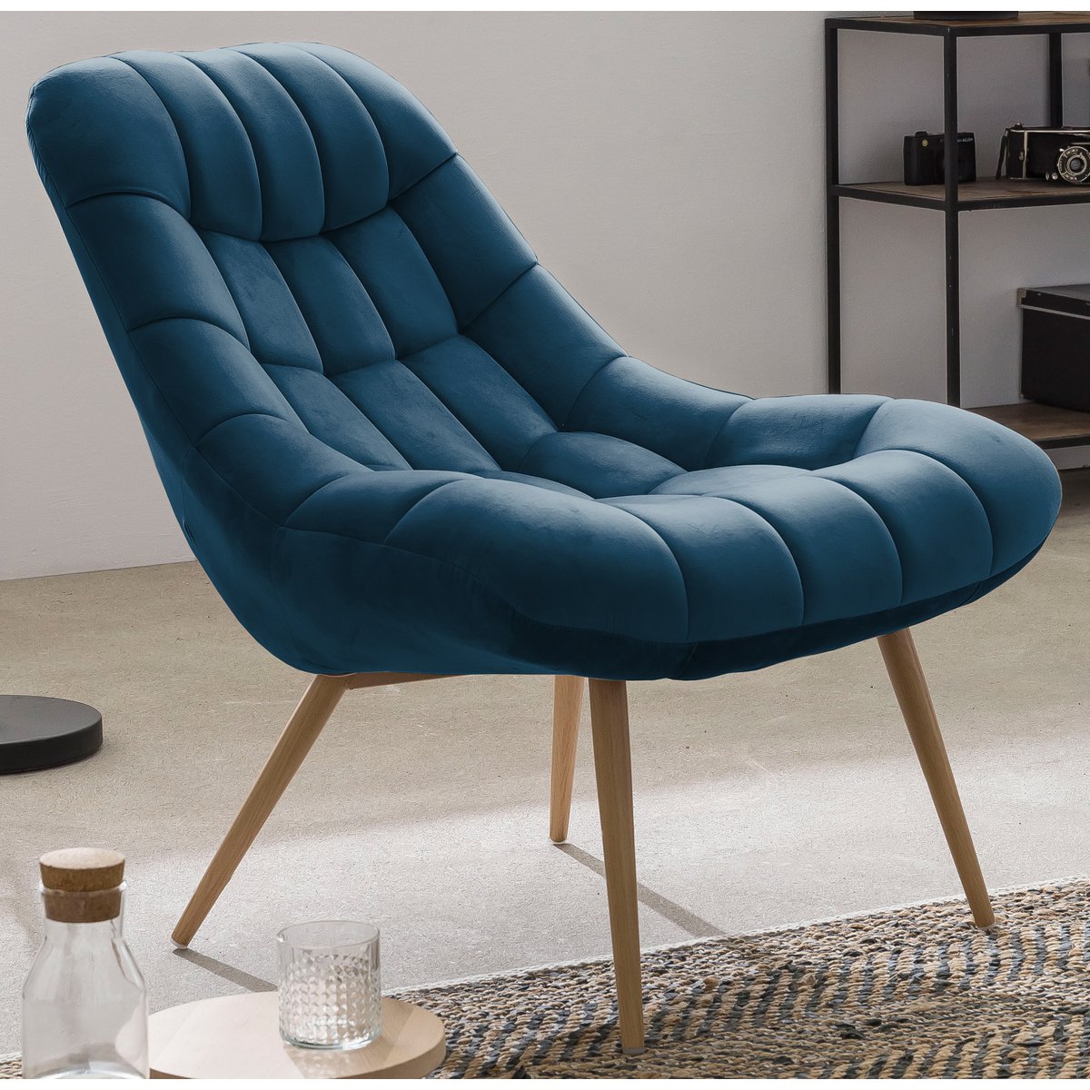 Fauteuil XXL velours blauw metaal houtlook