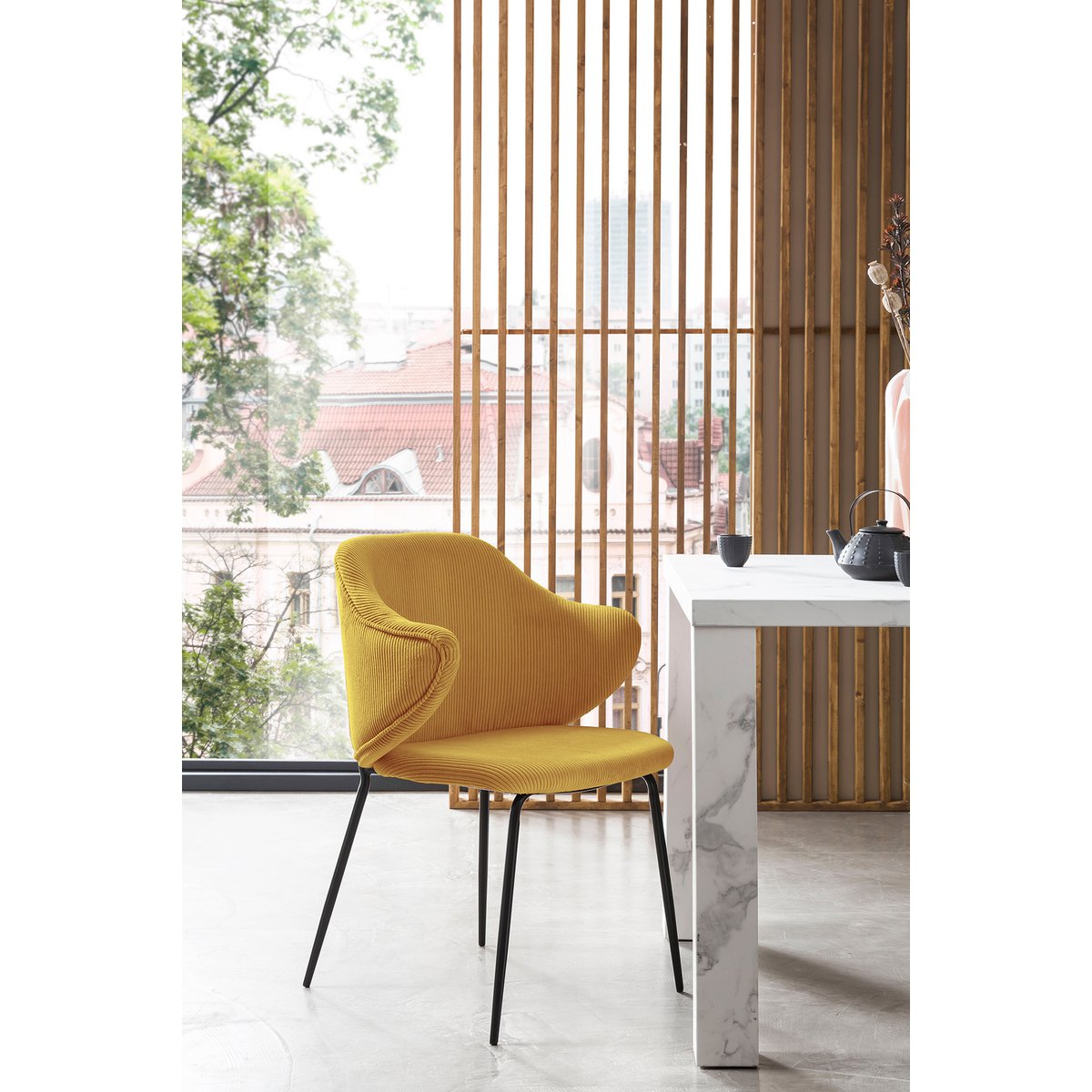 Set van 2 fauteuils in goud