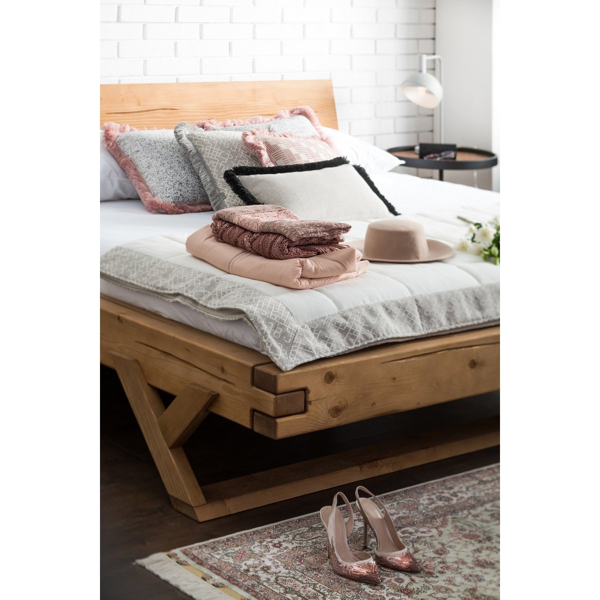 Balkenbed 140 x 200 cm
